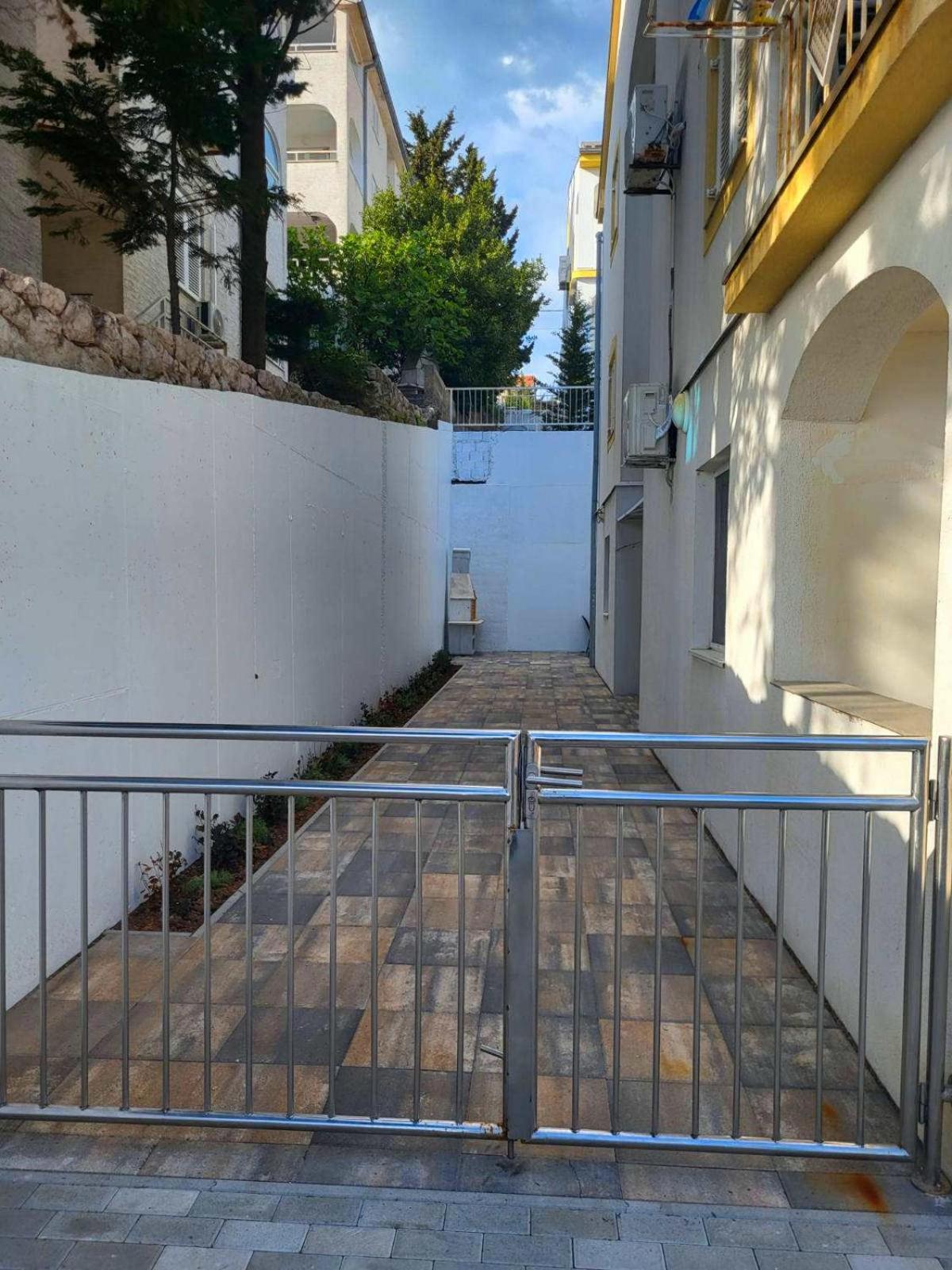 Apartment Obala نوفي فينودولسكي المظهر الخارجي الصورة